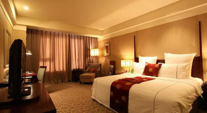 Ruiwan New Century Hotel Tianjin Exterior photo